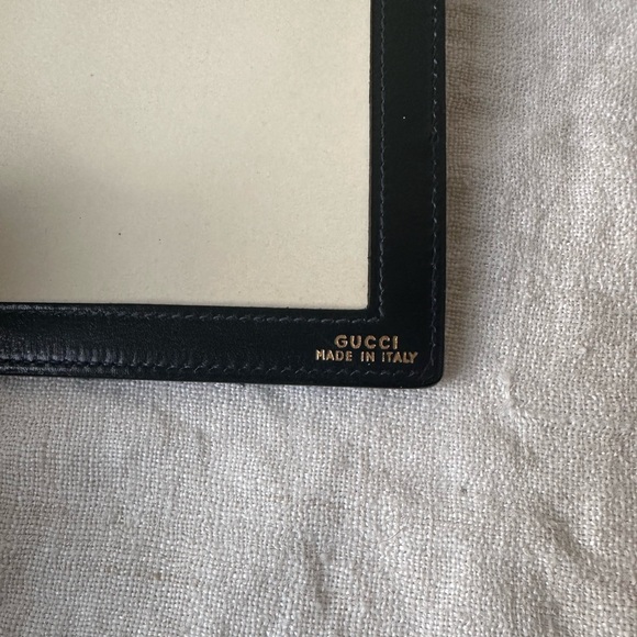 Vintage, Rare, & Authentic GUCCI Navy Blue Leather GG Picture Frame Photo Album - Picture 3 of 7